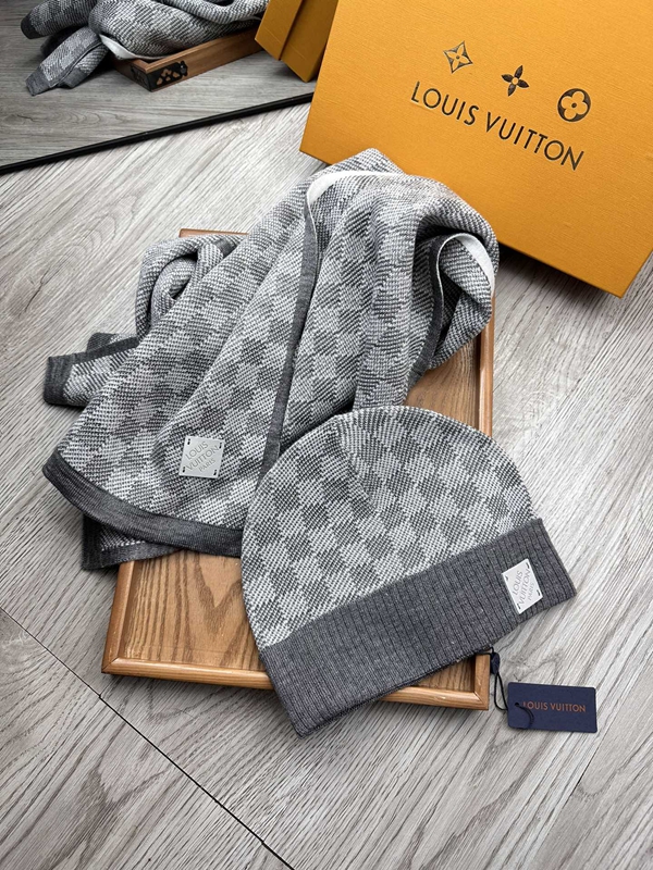 ブランドマフラー側面デザイン